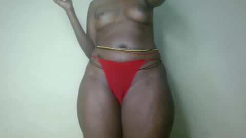 Snapshot of caramelebony_ chatting on February 28, 2025, 10:30 am caramelebony_ online show from February 28, 2025, 10:30 am