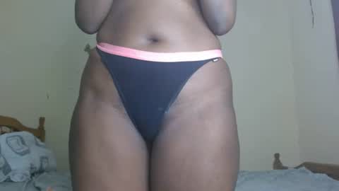 Snapshot of caramelebony_ chatting on March 2, 2025, 1:38 pm caramelebony_ online show from March 2, 2025, 1:38 pm