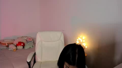 Snapshot of caramelo_xox chatting on March 2, 2025, 10:56 am online show from March 2, 2025, 10:56 am