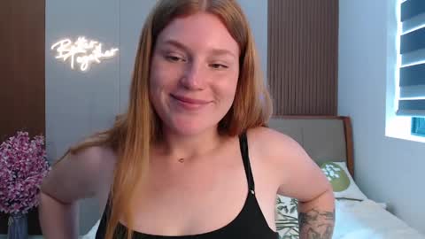 Lana online show from April 6, 2026, 4:46 am
