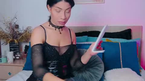 cardi_sin online show from May 6, 2026, 7:13 am