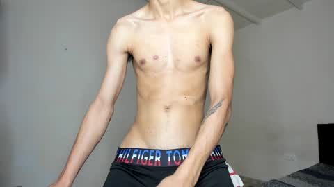 Snapshot of cardrey05 chatting on January 9, 2025, 1:18 am Carlos and Cristian online show from January 9, 2025, 1:18 am