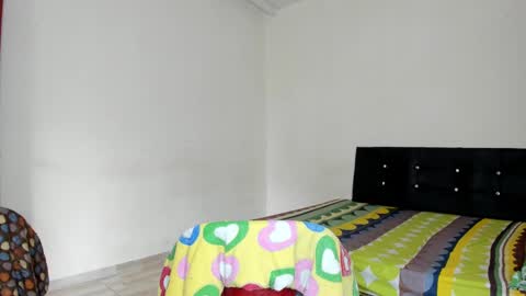 Snapshot of cardrey05 chatting on February 28, 2025, 1:47 pm Carlos and Cristian online show from February 28, 2025, 1:47 pm