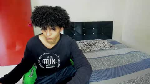 Snapshot of cardrey05 chatting on September 16, 2025, 5:58 pm Carlos and Cristian online show from September 16, 2025, 5:58 pm