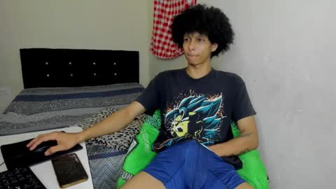 Snapshot of cardrey05 chatting on November 1, 2025, 3:08 am Carlos and Cristian online show from November 1, 2025, 3:08 am