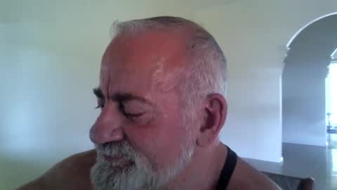 C A Rey online show from January 4, 2025, 5:37 am