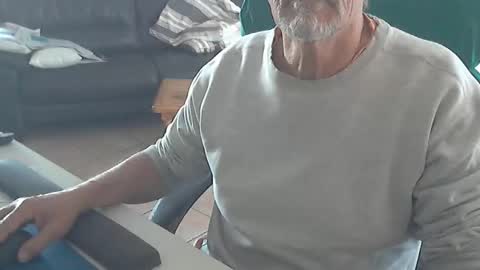 cargo69 online show from October 12, 2025, 3:33 pm