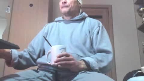 Laz online show from February 7, 2026, 3:32 am