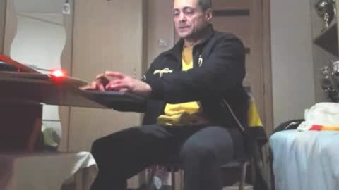 Laz online show from February 21, 2026, 1:56 pm