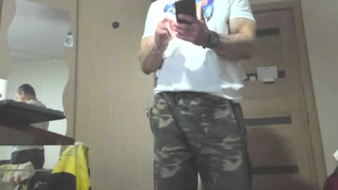 Laz online show from April 1, 2026, 6:38 pm