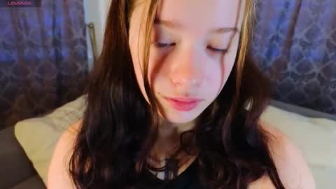 Snapshot of carissaolivo chatting on November 30, 2025, 4:38 am Elena online show from November 30, 2025, 4:38 am