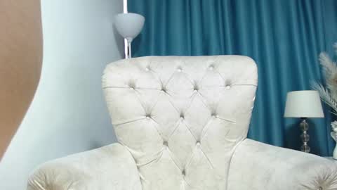 Snapshot of carla_77 chatting on January 15, 2025, 3:29 pm carla_77 online show from January 15, 2025, 3:29 pm