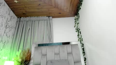 Snapshot of carla_77 chatting on March 6, 2025, 12:19 pm carla_77 online show from March 6, 2025, 12:19 pm