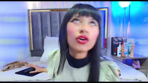 Snapshot of carla_77 chatting on September 25, 2025, 12:53 pm carla_77 online show from September 25, 2025, 12:53 pm