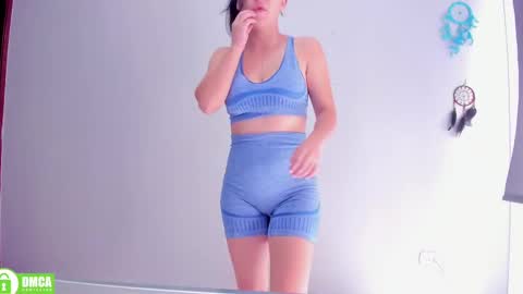 Snapshot of carla_rossi chatting on February 15, 2025, 4:01 pm Carla online show from February 15, 2025, 4:01 pm