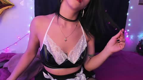 Carla online show from December 23, 2024, 4:01 am