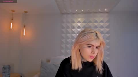 Carla Bunnis online show from January 10, 2026, 12:29 pm