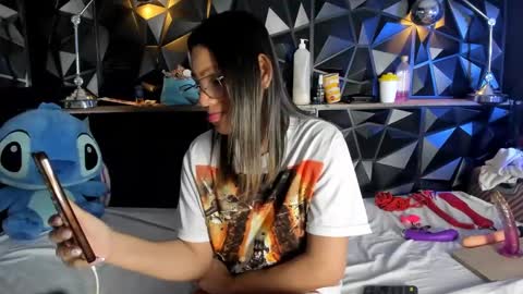 carlamarrinson online show from November 21, 2025, 3:16 am