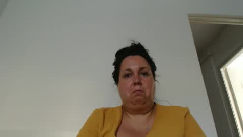 Carlaruth online show from May 2, 2026, 4:12 pm
