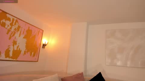 Carla online show from September 28, 2025, 4:07 am