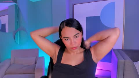 Carla online show from October 19, 2025, 1:12 pm