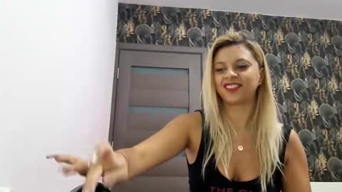 Snapshot of carlastacefun chatting on October 8, 2025, 5:16 am CarlaStaceFun online show from October 8, 2025, 5:16 am