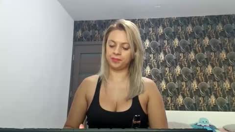 Snapshot of carlastacefun chatting on October 30, 2025, 5:09 am CarlaStaceFun online show from October 30, 2025, 5:09 am