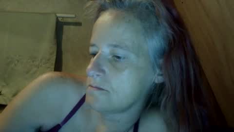 Snapshot of carleeswoman08 chatting on October 7, 2025, 11:18 am carleeswoman08 online show from October 7, 2025, 11:18 am