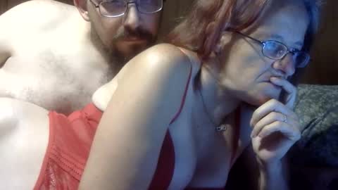 carleeswoman08 online show from June 3, 2026, 1:19 am