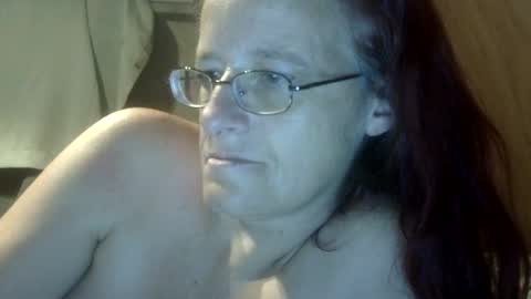 carleeswoman08 online show from July 14, 2026, 11:38 am