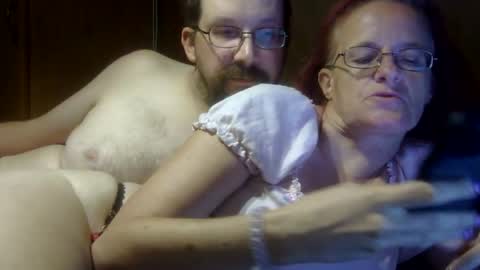 carleeswoman08 online show from August 2, 2026, 1:15 am