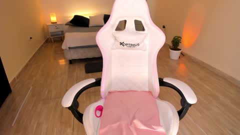 Snapshot of carleewinter chatting on January 11, 2025, 4:27 am Alejandra online show from January 11, 2025, 4:27 am