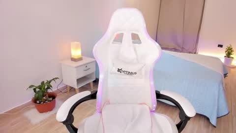 Alejandra online show from November 22, 2025, 1:48 am