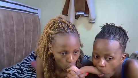 Snapshot of carlex_ chatting on March 7, 2025, 7:16 pm carlex_ online show from March 7, 2025, 7:16 pm