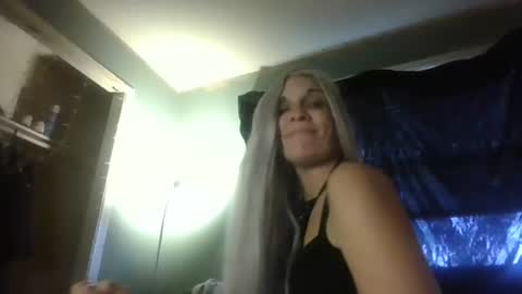 Snapshot of carleyquinn42183 chatting on January 25, 2025, 2:03 pm Carley online show from January 25, 2025, 2:03 pm
