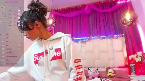 carlie Evans online show from December 2, 2024, 4:42 pm