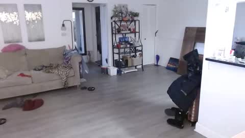 Carlie online show from November 22, 2025, 3:55 pm