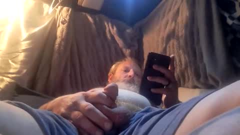 Snapshot of carlill420 chatting on March 3, 2026, 5:35 am carlill420 online show from March 3, 2026, 5:35 am