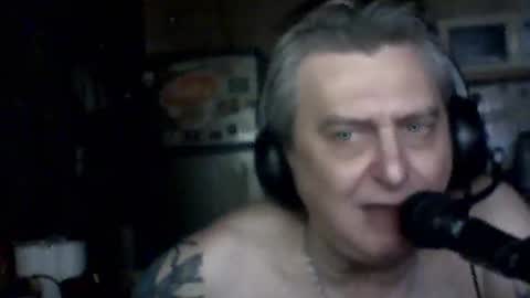 Snapshot of carlos712009 chatting on March 3, 2026, 7:25 am carlos712009 online show from March 3, 2026, 7:25 am