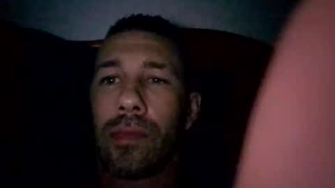 carloscadiz11 online show from October 25, 2025, 12:40 am