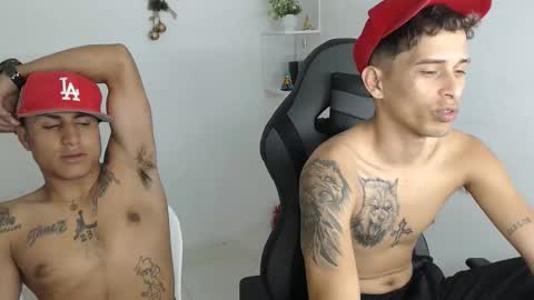 Snapshot of carlossmi01 chatting on February 10, 2026, 10:03 pm carlossmi01 online show from February 10, 2026, 10:03 pm