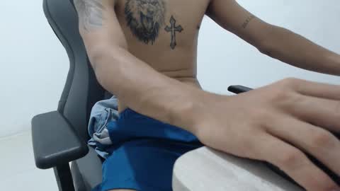 Snapshot of carlossmi01 chatting on February 26, 2026, 2:10 am carlossmi01 online show from February 26, 2026, 2:10 am