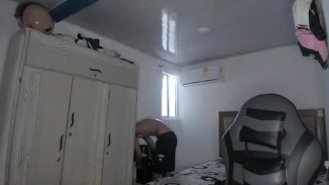carlossmi01 online show from August 1, 2026, 5:45 pm