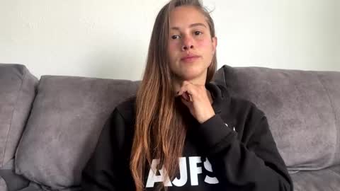 Carlotta4you  online show from March 7, 2025, 12:01 pm