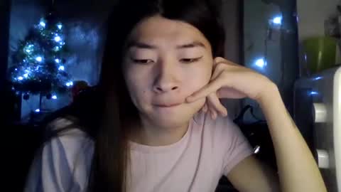 CarlyJoy online show from January 7, 2025, 1:14 pm