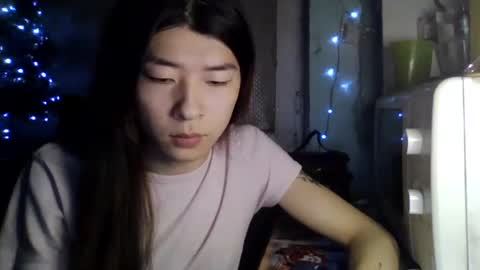 CarlyJoy online show from January 7, 2025, 4:16 pm