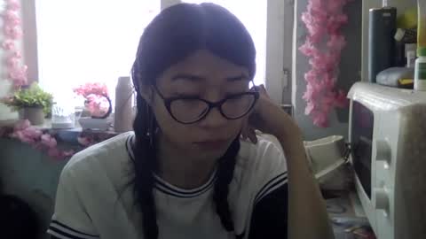 Snapshot of carlyjoy chatting on October 5, 2025, 8:34 am CarlyJoy online show from October 5, 2025, 8:34 am