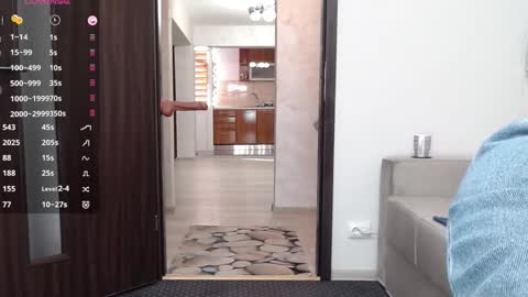 Carmela online show from November 13, 2025, 9:52 am