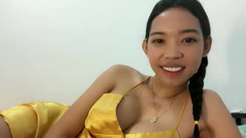 Snapshot of carmelasexmachinex chatting on February 3, 2026, 5:49 am carmela online show from February 3, 2026, 5:49 am