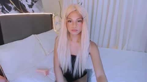 Snapshot of carmella_amethyst chatting on November 27, 2025, 4:31 pm CARMELLA online show from November 27, 2025, 4:31 pm